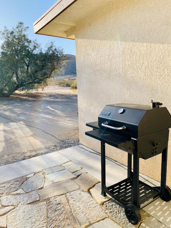 Casa Agave: Comfy Joshua Tree Cottage With Free Breakfast Bar Exterior photo